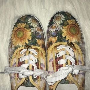 Bradford Exchange Yellow SunFlower Shoes Size 9